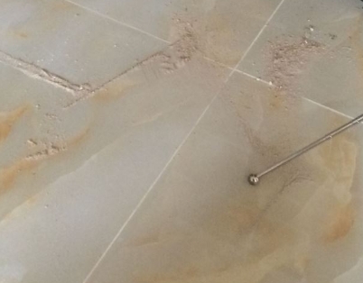 兴平瓷砖空鼓维修公司分享粘合剂选择不当在瓷砖铺贴过程中可能导致以下问题